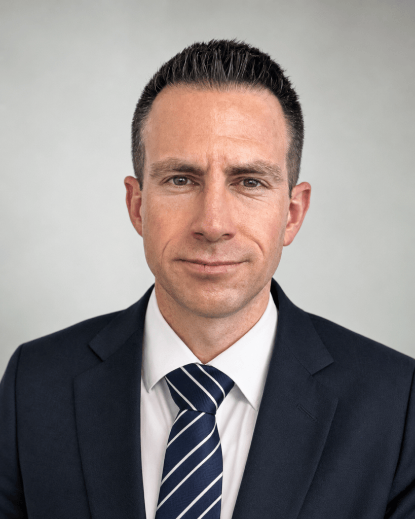 Portrait of Martin Dillon, BA, LLB, AMINZ